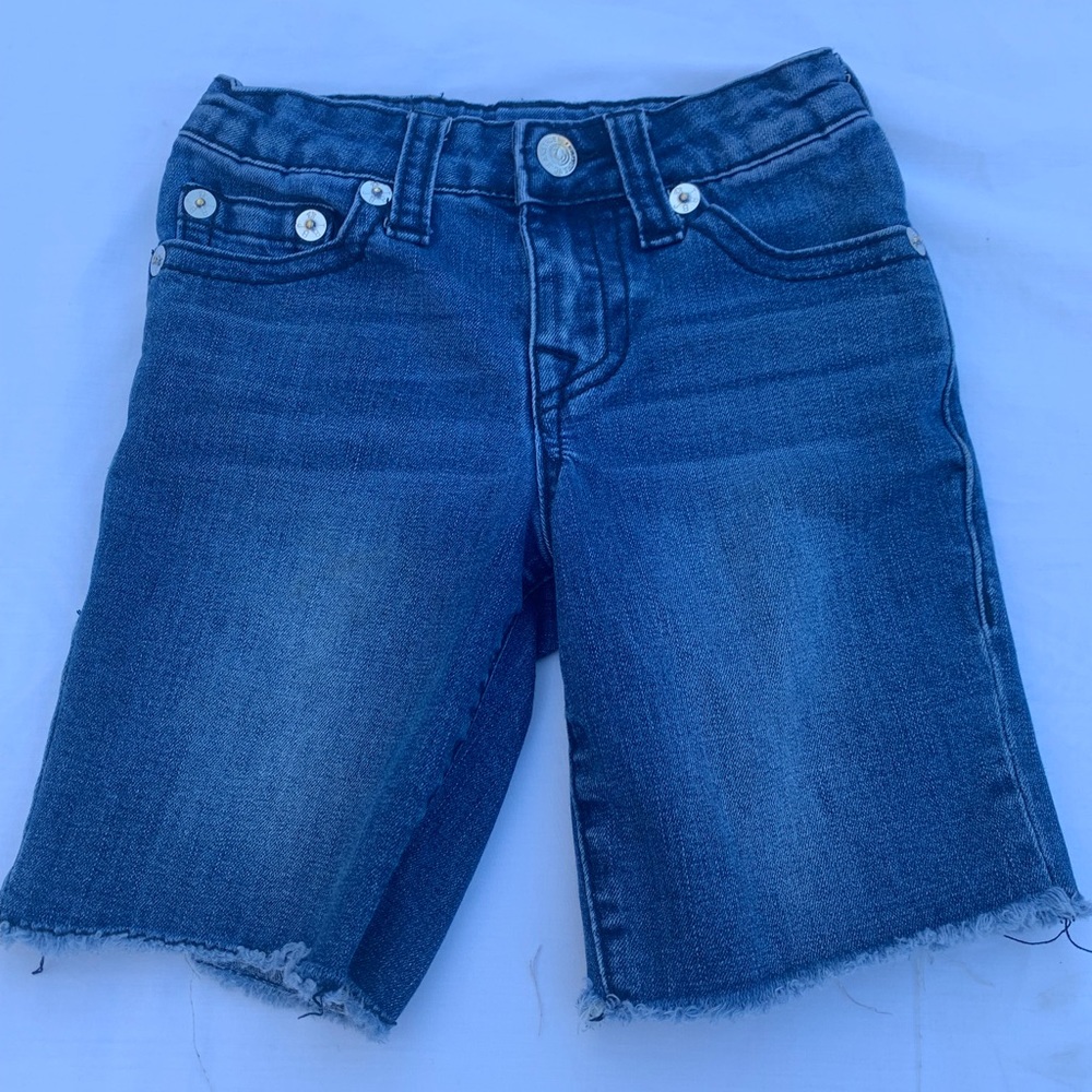 True religion boys size for a cut off jeans